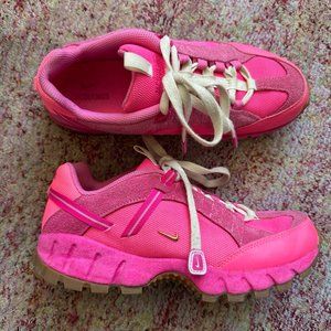 Jacquemus x Nike Women's Air Humara LX 'Pink Flash'